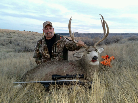 Missouri River Breaks Mule Deer Hunt by Boat