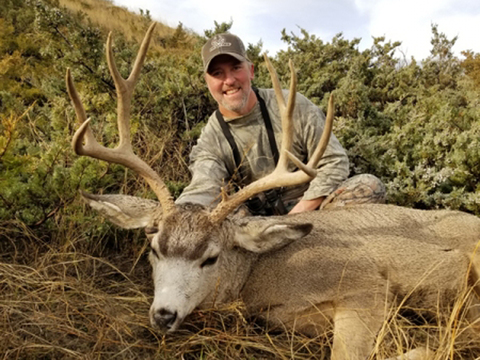 Missouri River Breaks Mule Deer Hunt by Boat