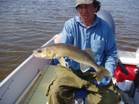 Manitoba Fly-In Trophy Pike Fishing Lodge and Outpost Camps